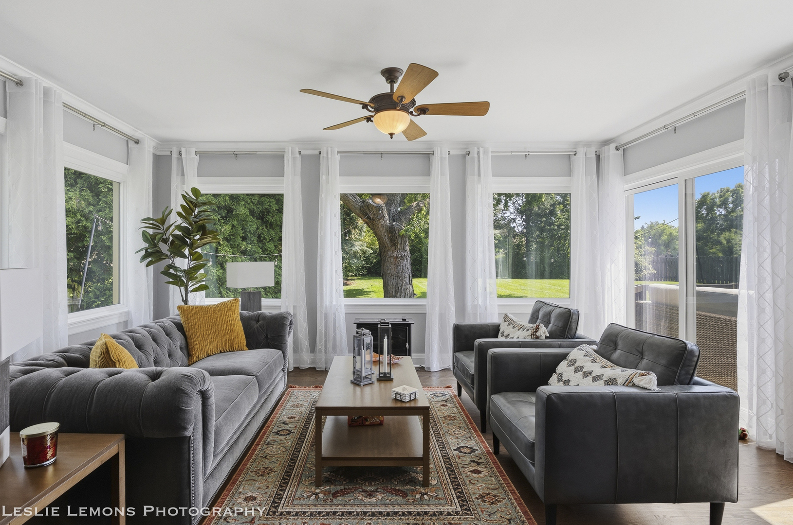 386 Hoyer Court, Naperville, IL 60565
