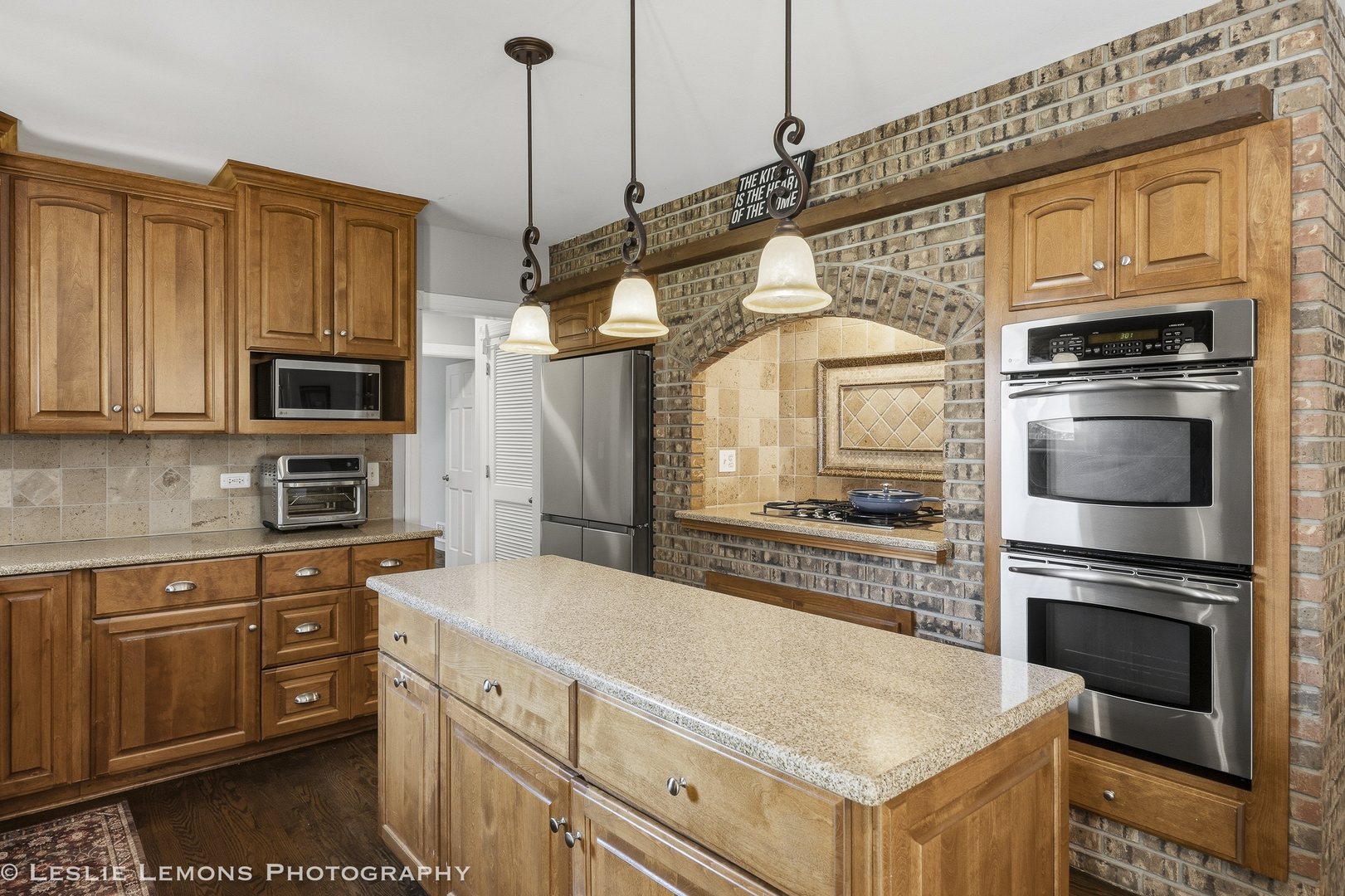 386 Hoyer Court, Naperville, IL 60565