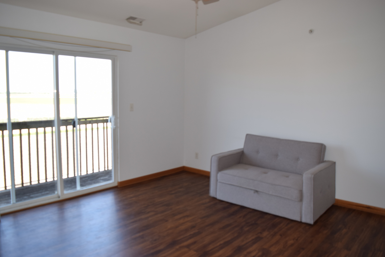 565 N Strack Street #302, Cortland, IL 60112