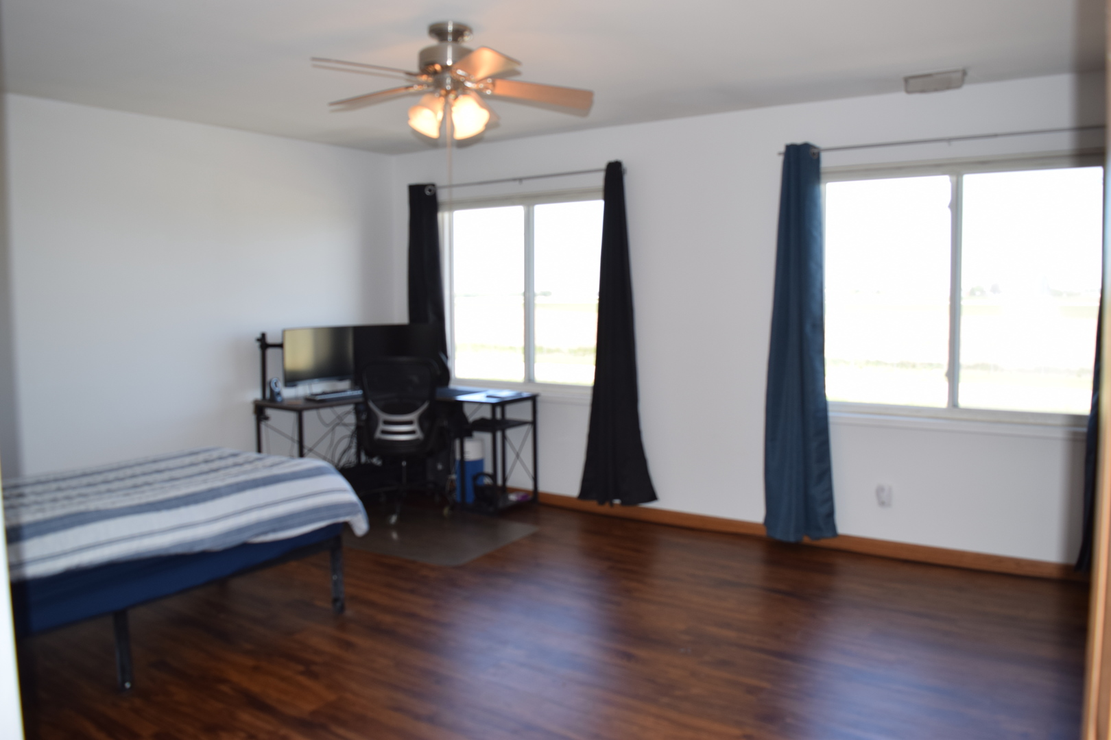 565 N Strack Street #302, Cortland, IL 60112