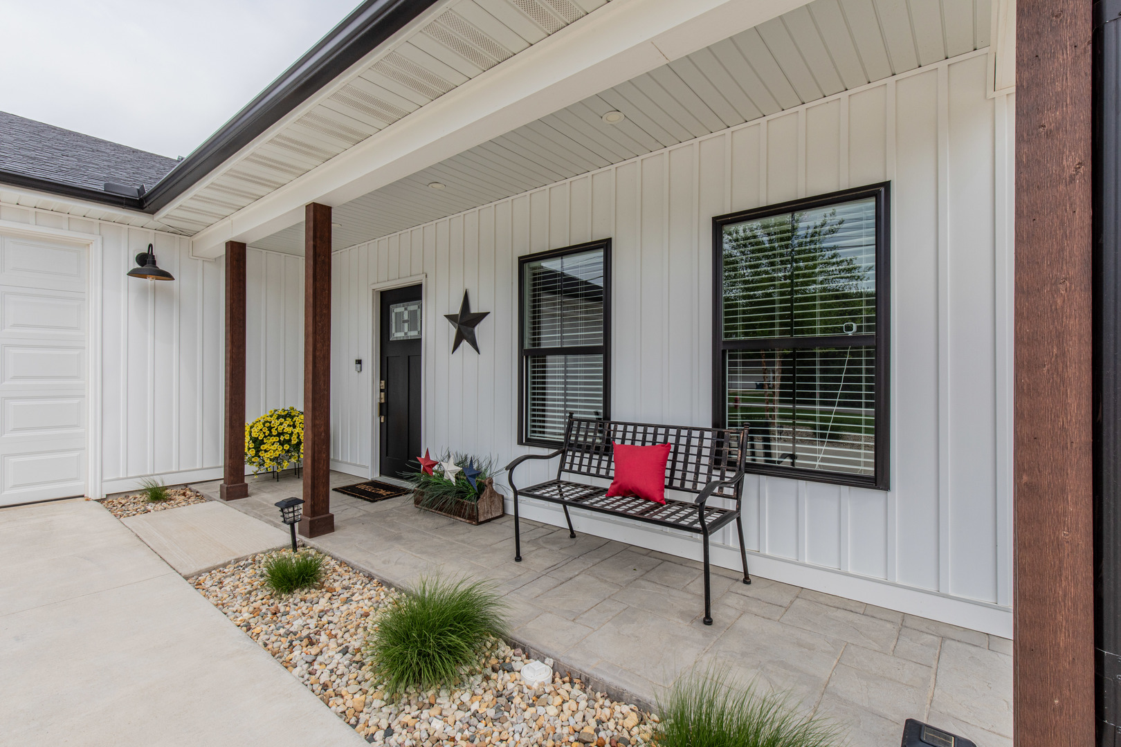 807 E Thompson Street, Princeton, IL 61356