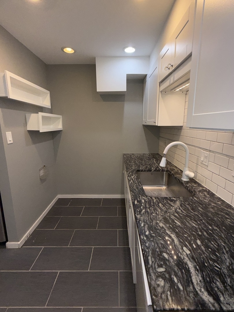 2448 E 74th Street, Chicago, IL 60649
