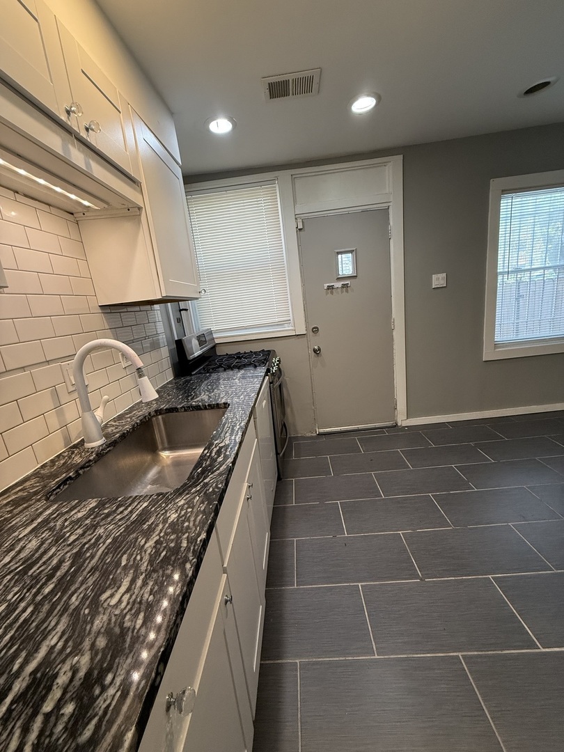 2448 E 74th Street, Chicago, IL 60649