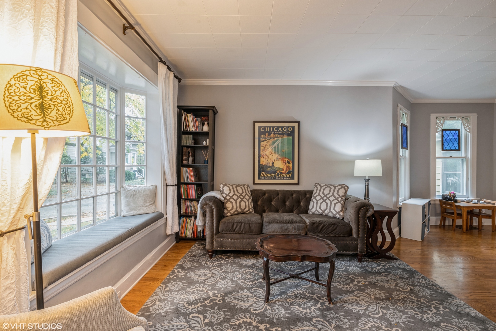 320 N Stone Avenue, La Grange Park, IL 60526