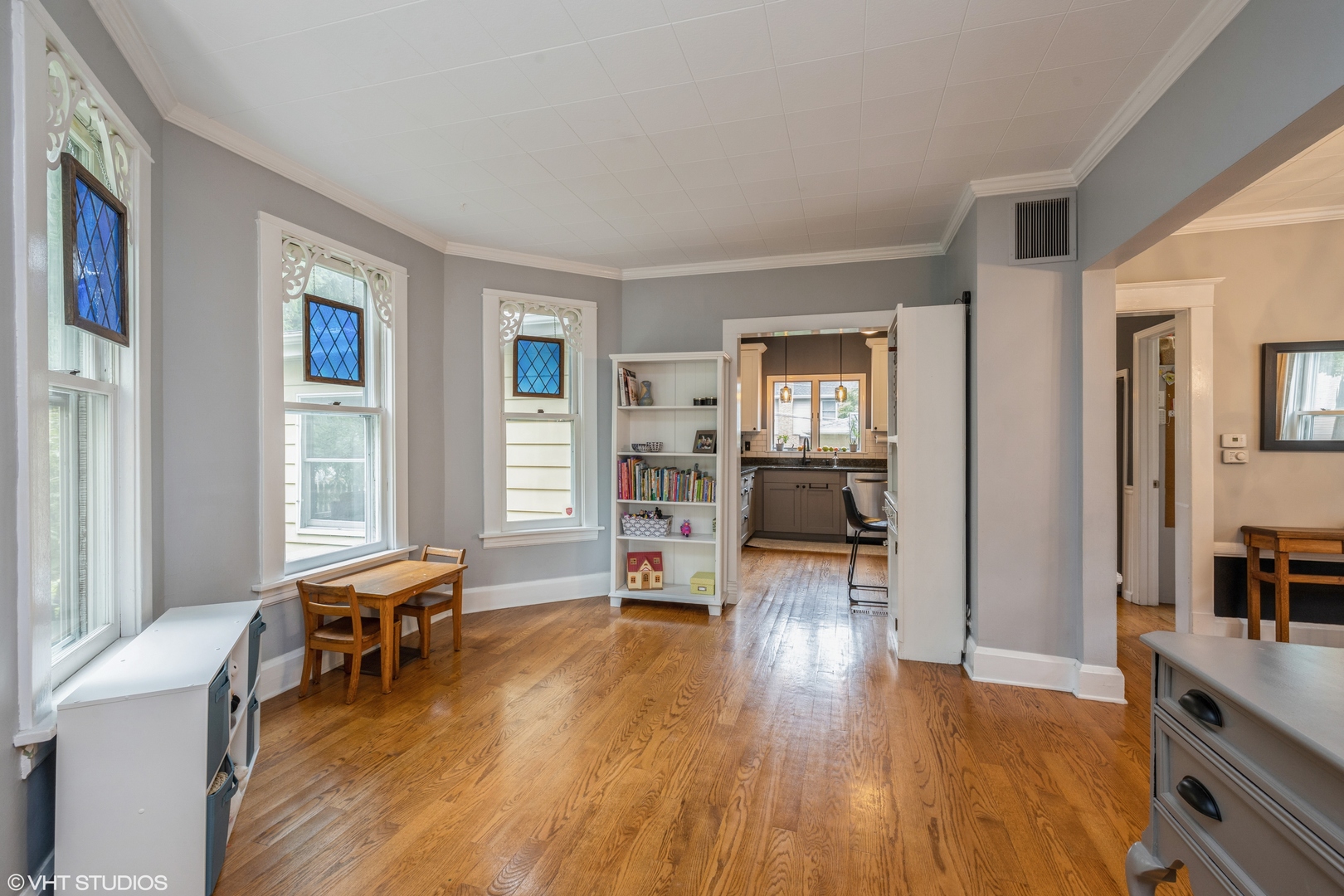 320 N Stone Avenue, La Grange Park, IL 60526