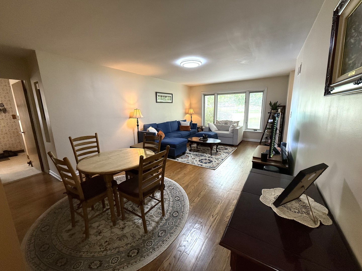 5224 Wolf Road, Western Springs, IL 60558