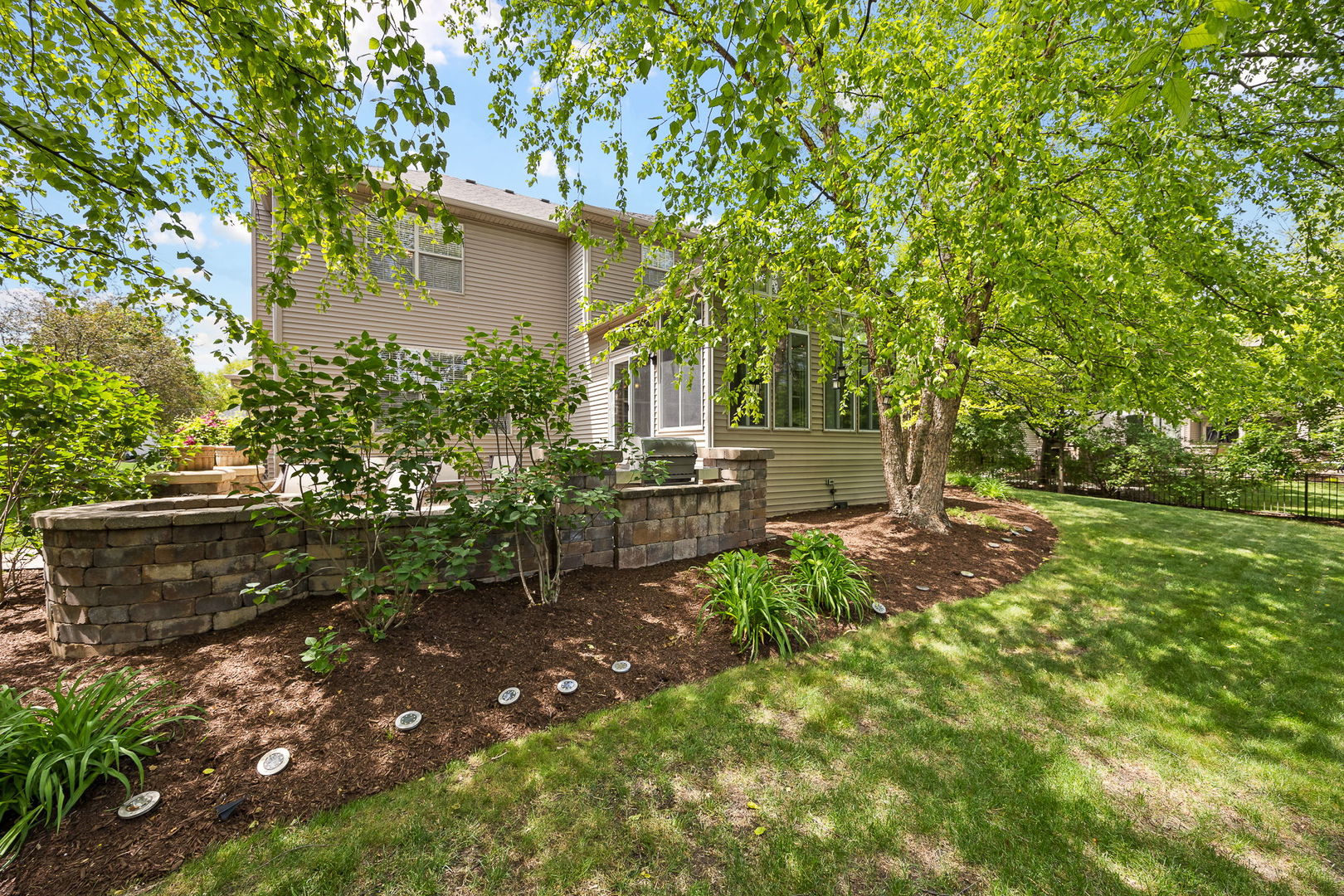 25831 Meadowland Circle, Plainfield, IL 60585