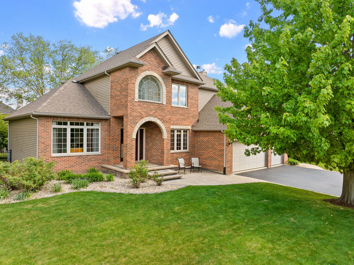 25831 Meadowland Circle, Plainfield, IL 60585