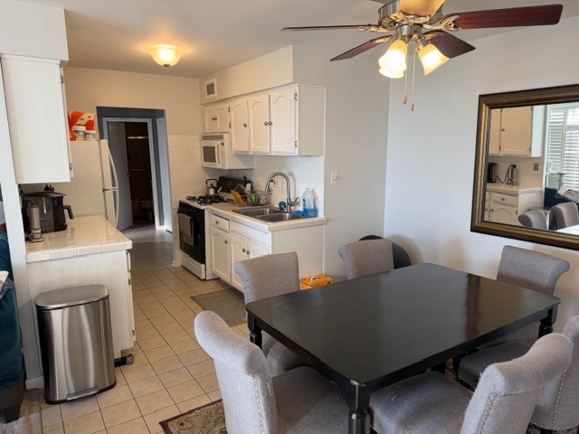 40 N Tower Road #11K, Oak Brook, IL 60523