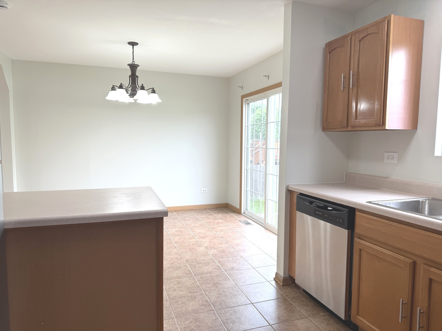 6304 Blue Ridge Drive, Plainfield, IL 60586