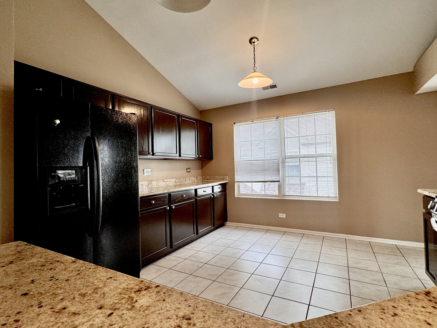 2905 STONEWATER Drive #2905, Naperville, IL 60564