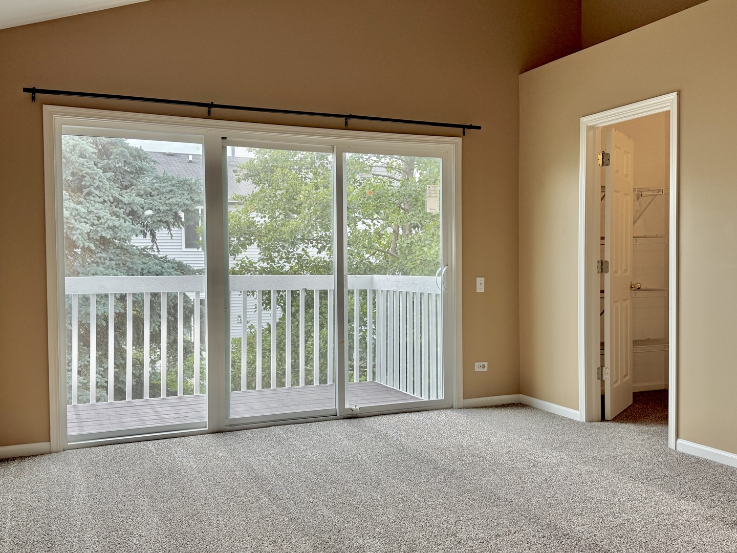 2905 STONEWATER Drive #2905, Naperville, IL 60564
