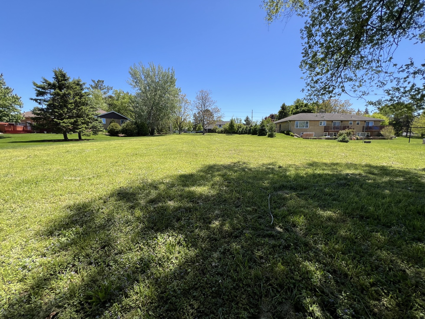 806 Plainfield Road, Downers Grove, IL 60516