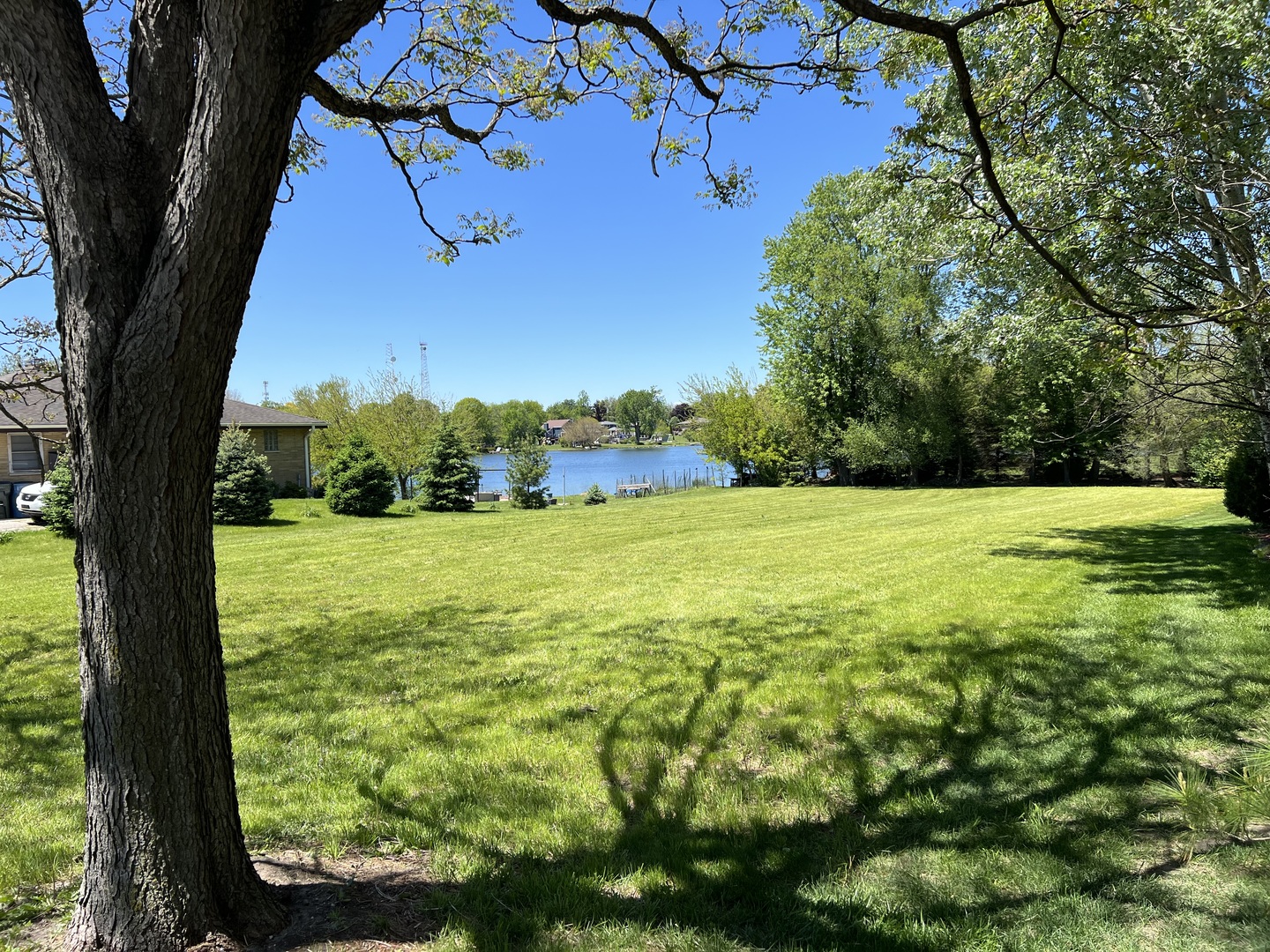 806 Plainfield Road, Downers Grove, IL 60516