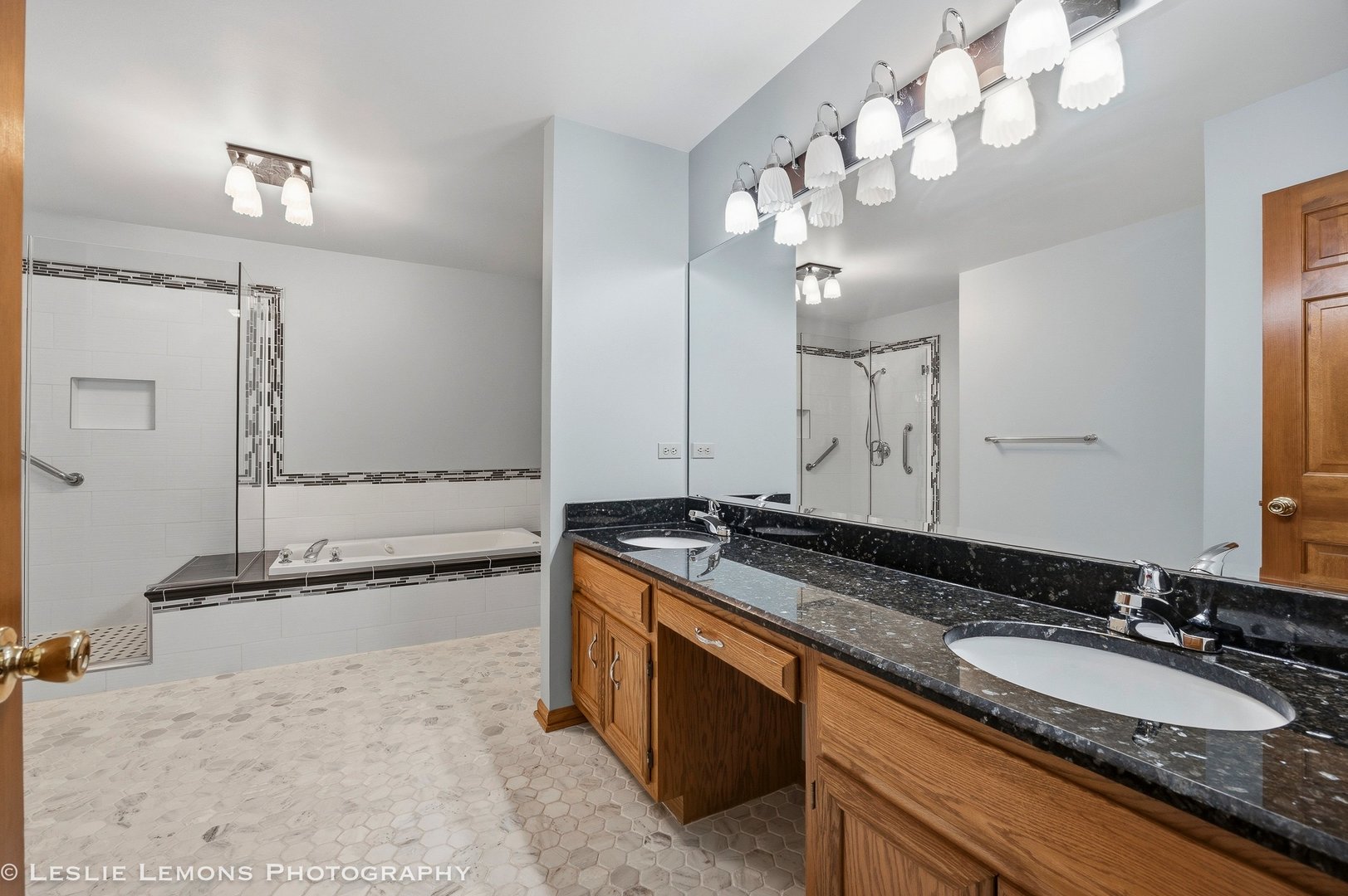 46 Coventry Chase, Joliet, IL 60431