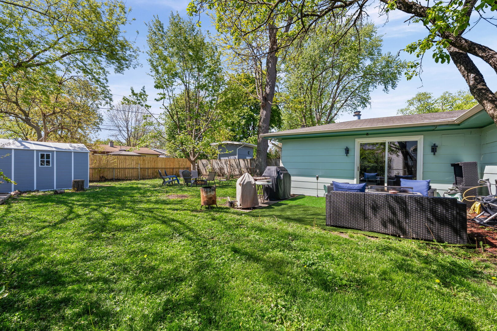 1011 Beverly Drive, Wheeling, IL 60090