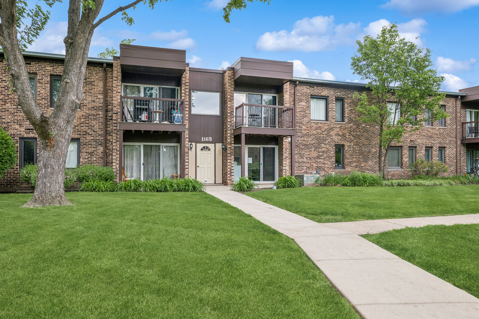 1165 Pleasant Run Drive #510, Wheeling, IL 60090