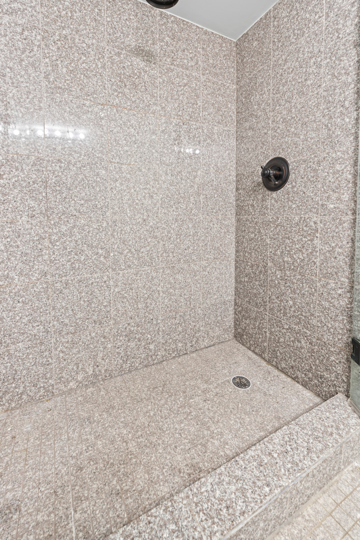 16813 81st Avenue #3S, Tinley Park, IL 60477