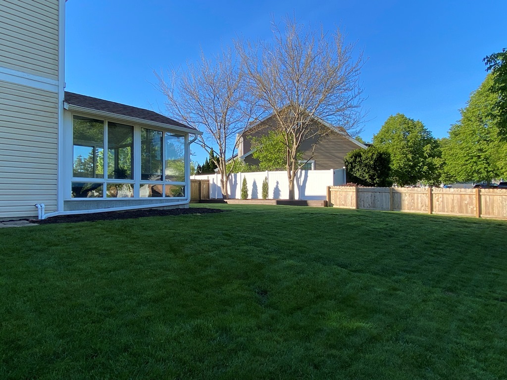 1073 Georgian Place #1073, Bartlett, IL 60103