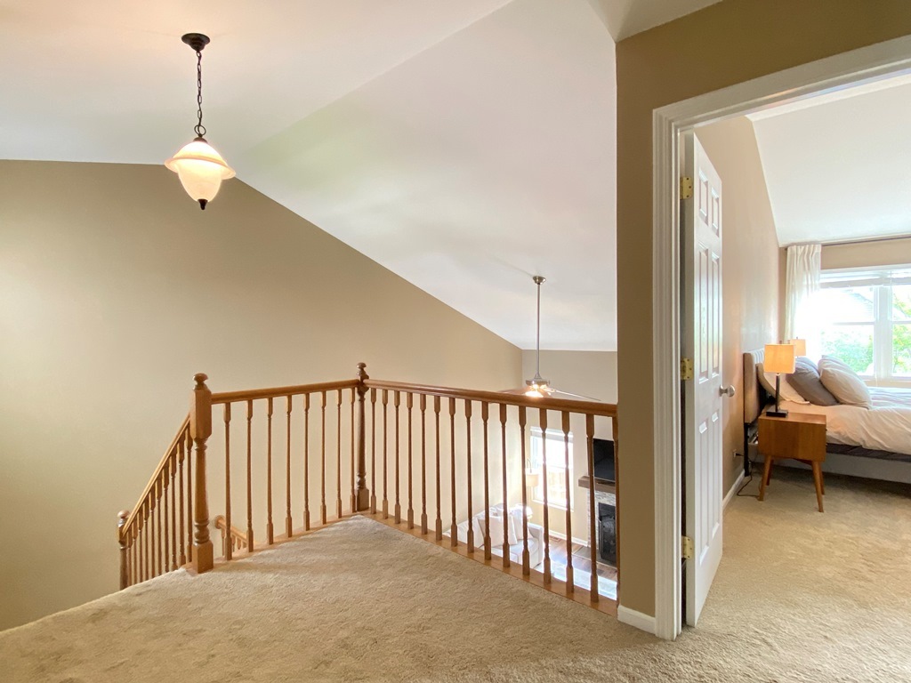 1073 Georgian Place #1073, Bartlett, IL 60103