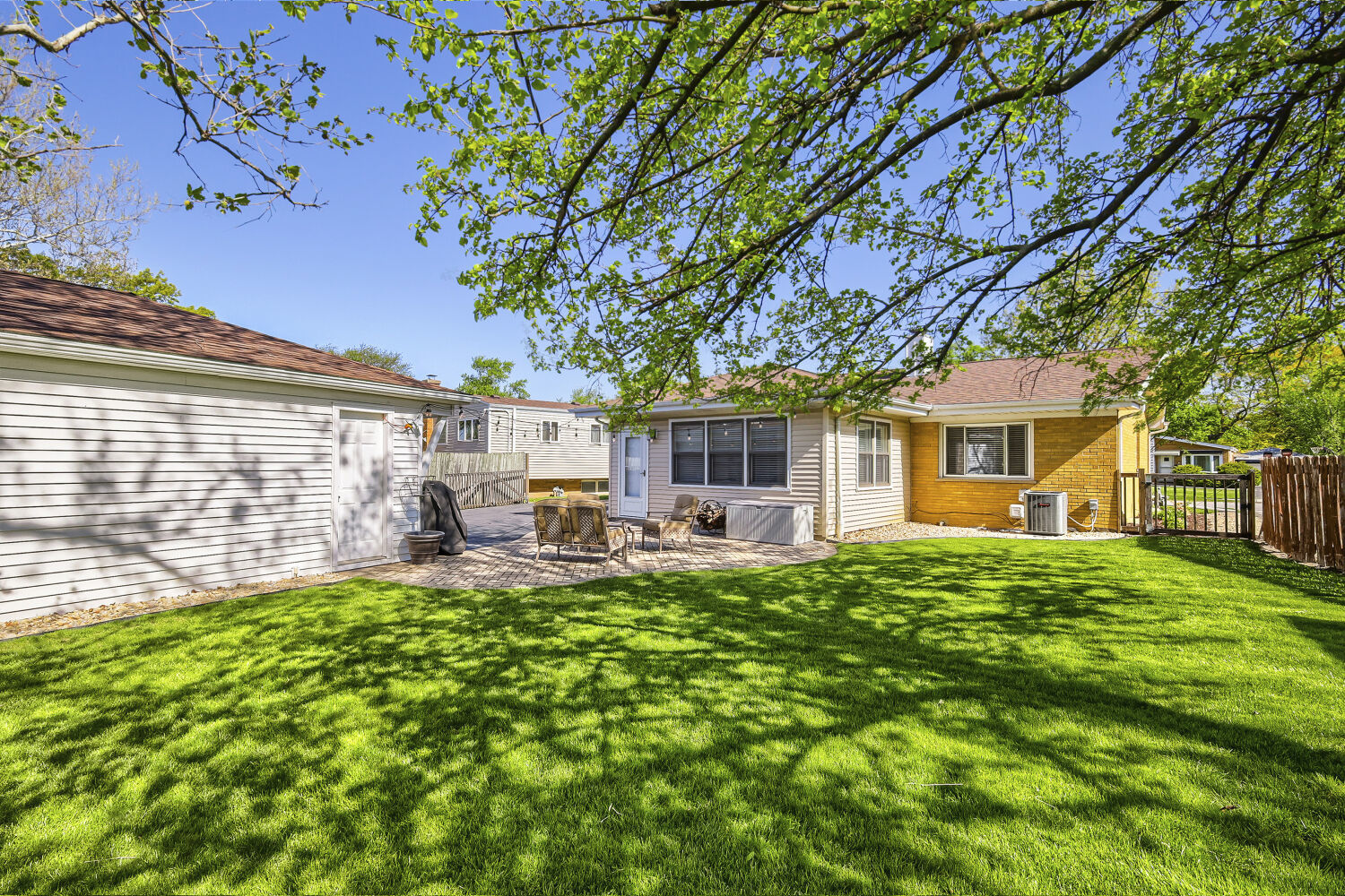113 E Central Avenue, Lombard, IL 60148