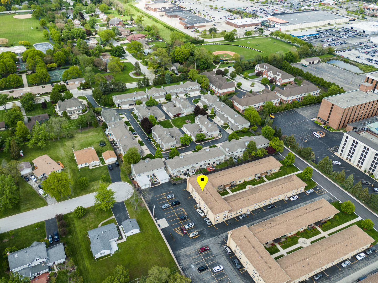6126 S Kensington Avenue #C, Countryside, IL 60525