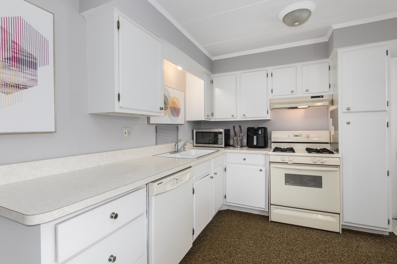 6126 S Kensington Avenue #C, Countryside, IL 60525