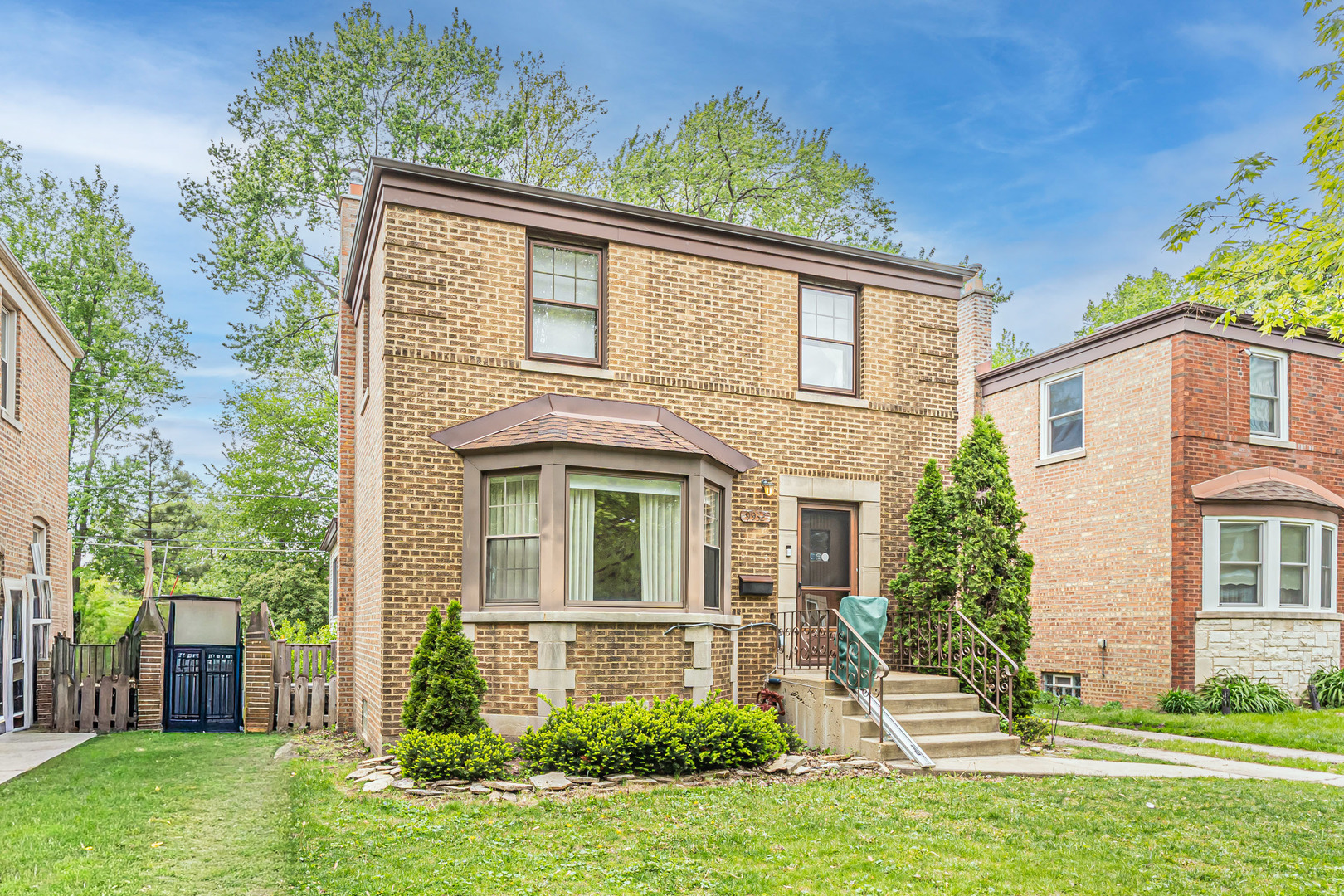 9932 S Maplewood Avenue, Chicago, IL 60655