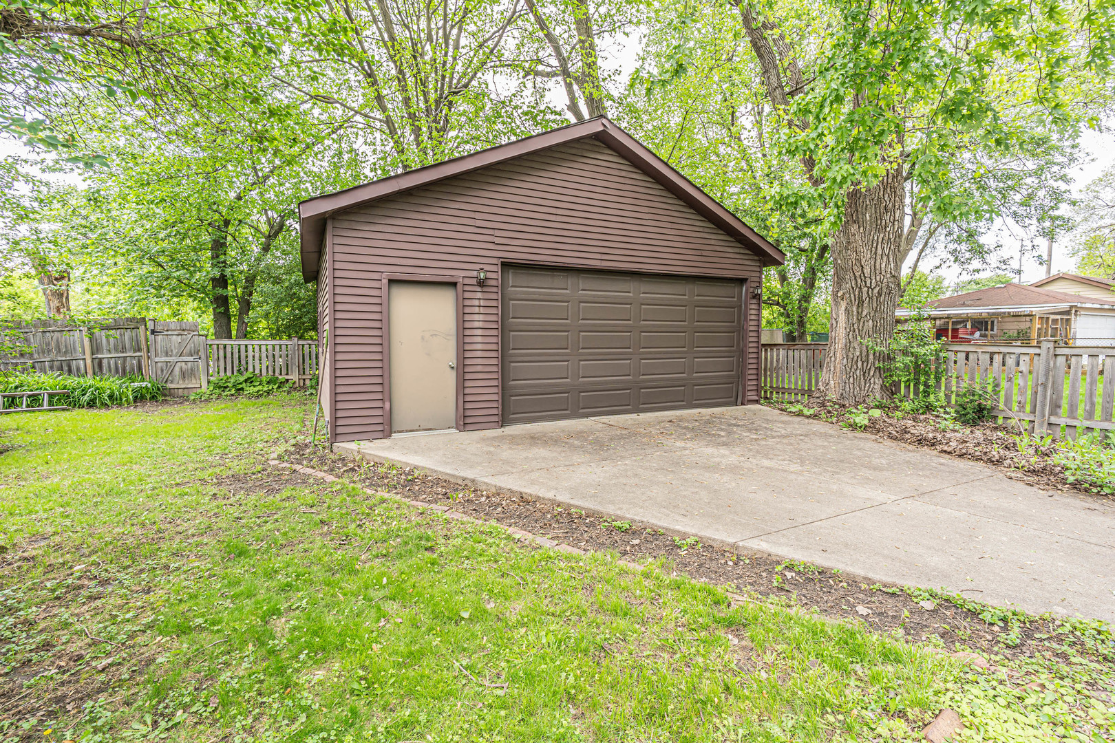 9932 S Maplewood Avenue, Chicago, IL 60655