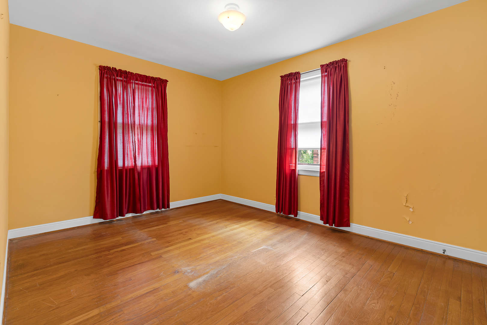 9932 S Maplewood Avenue, Chicago, IL 60655