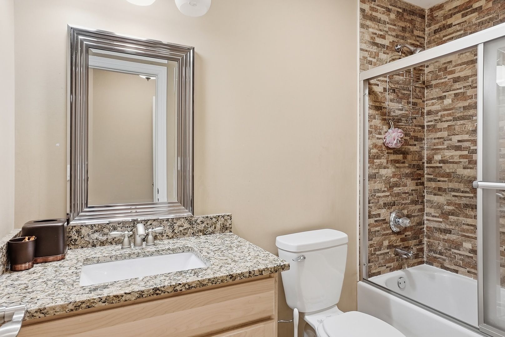 10S372 Tim Court, Willowbrook, IL 60527