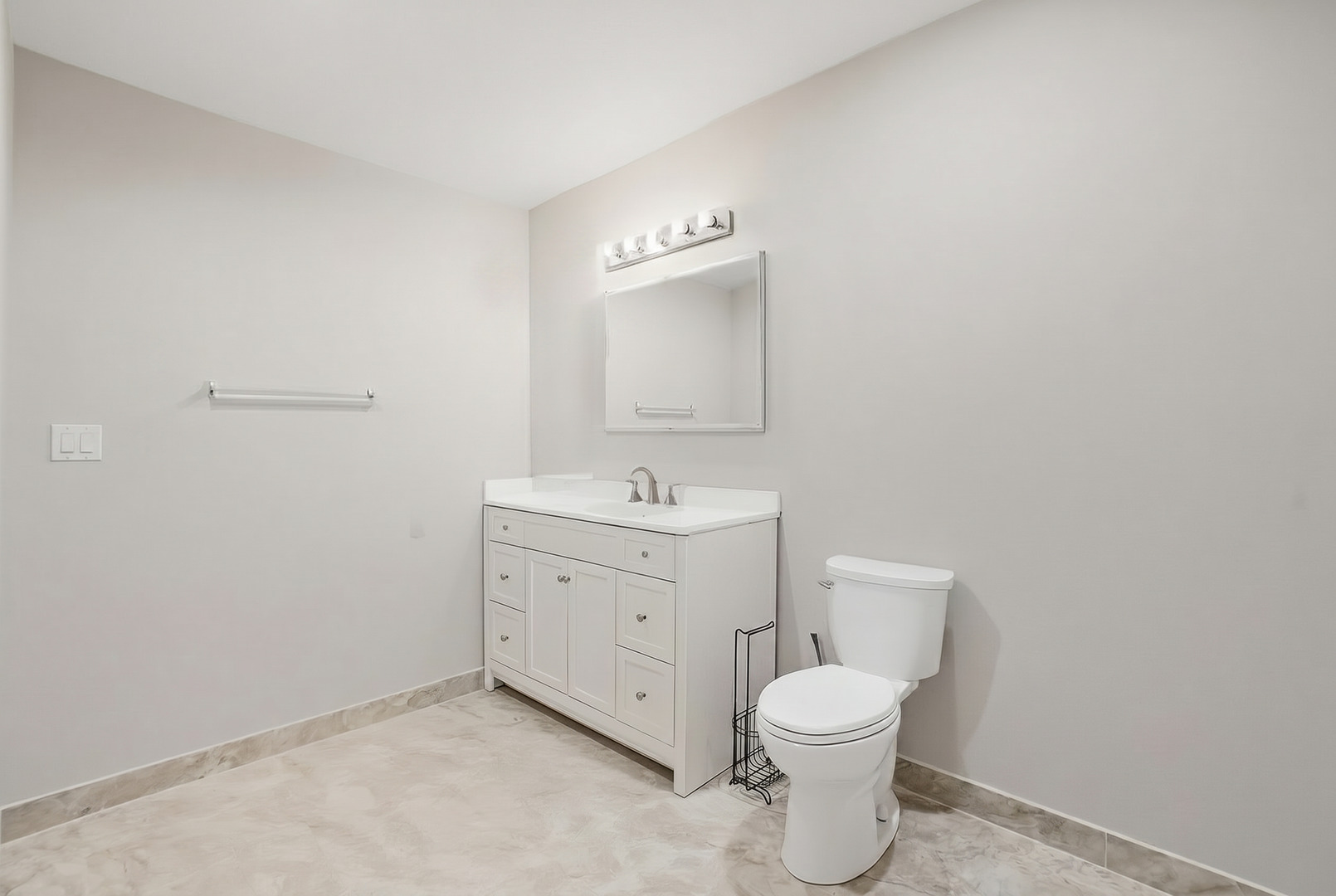 10S372 Tim Court, Willowbrook, IL 60527