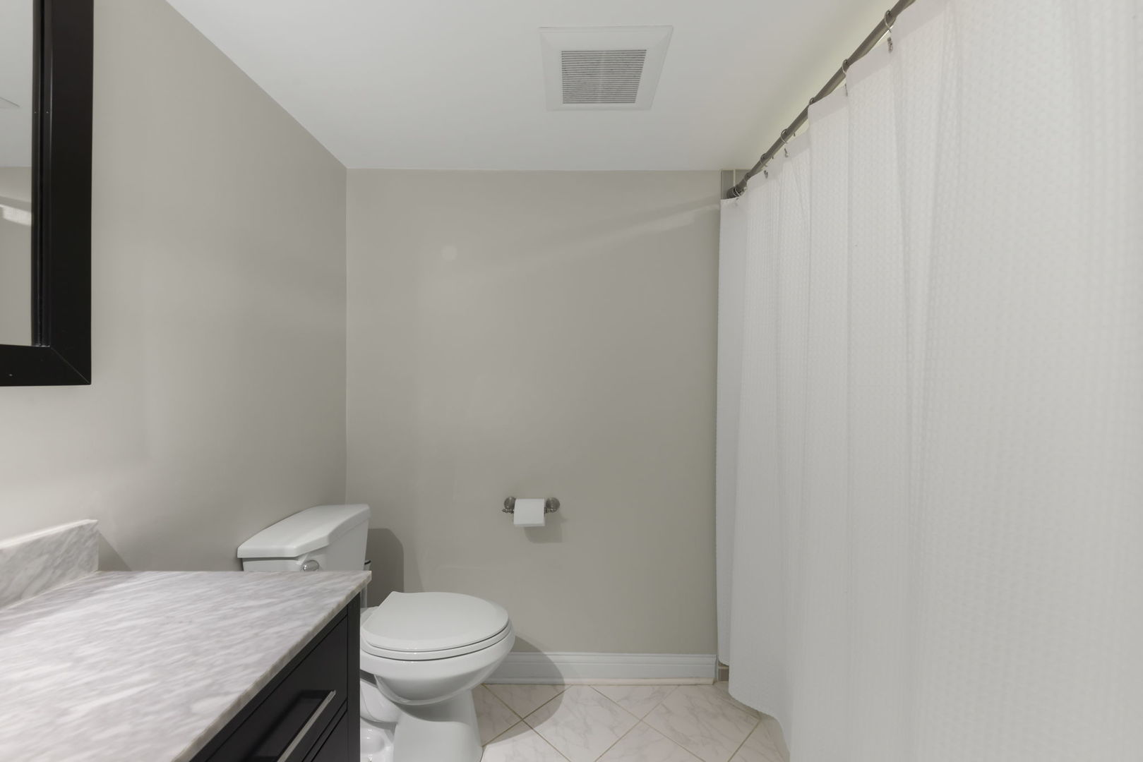 525 Cumnor Road #306, Westmont, IL 60559