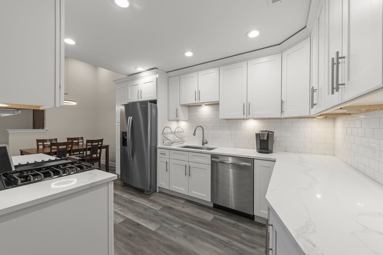 525 Cumnor Road #306, Westmont, IL 60559