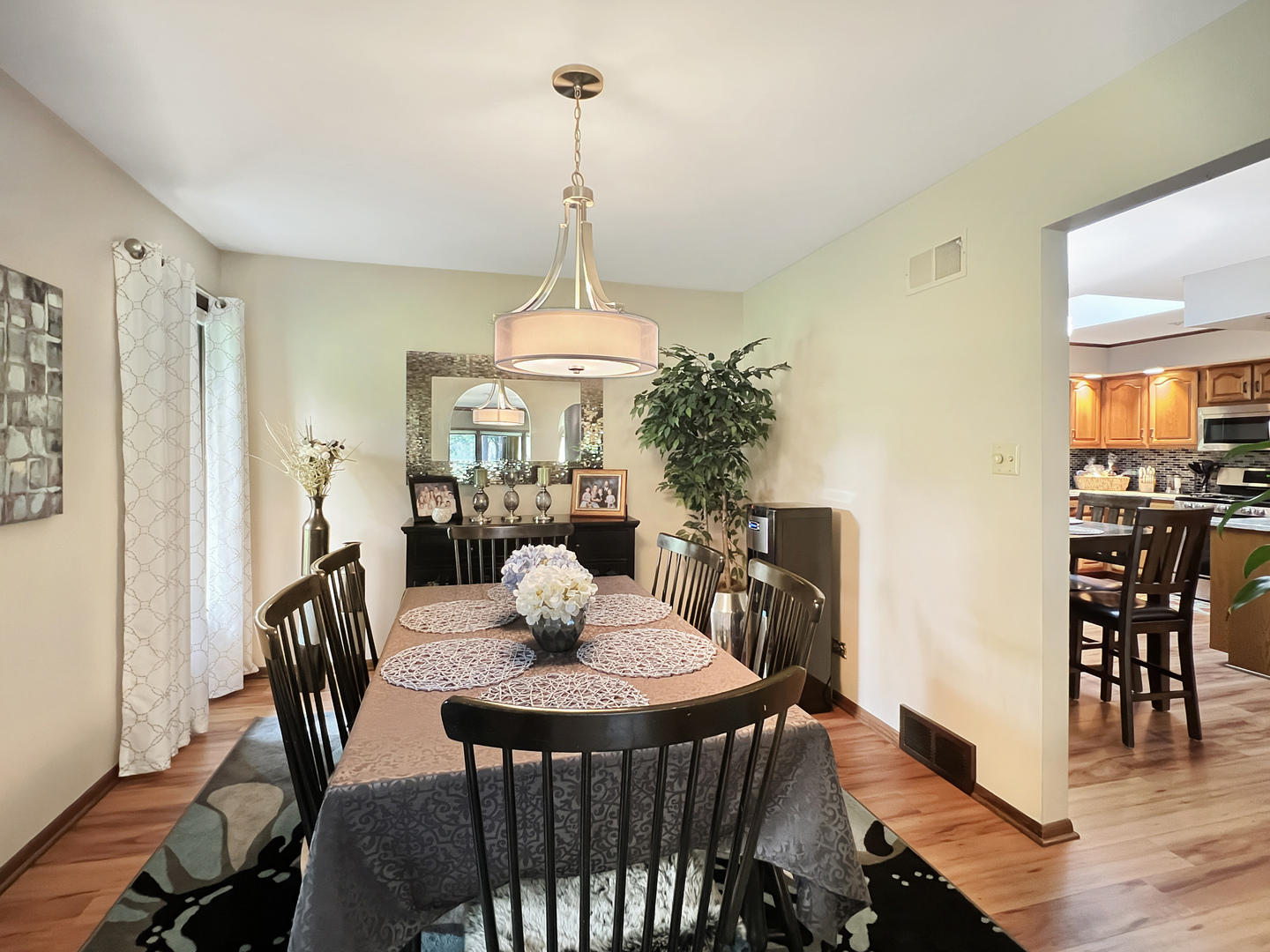 22929 Burnham Avenue, Chicago Heights, IL 60411