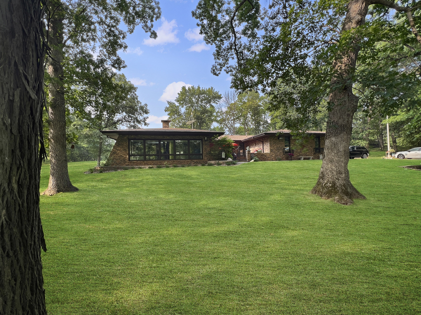 22929 Burnham Avenue, Chicago Heights, IL 60411