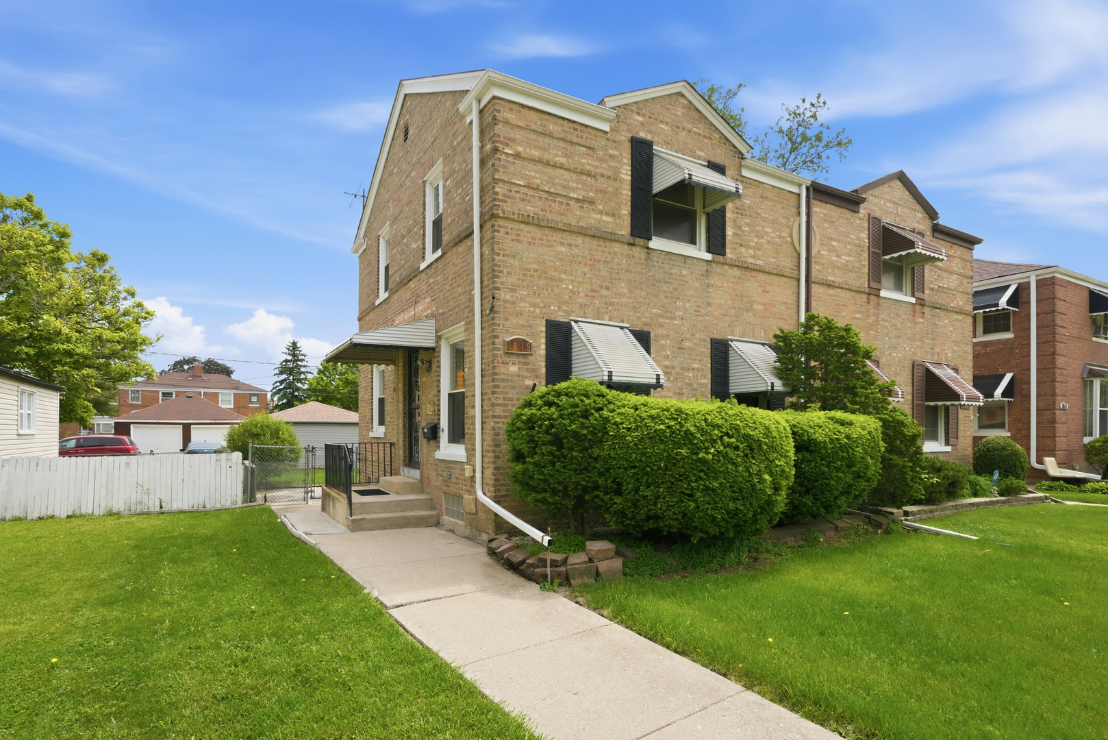 1619 N 19th Avenue, Melrose Park, IL 60160