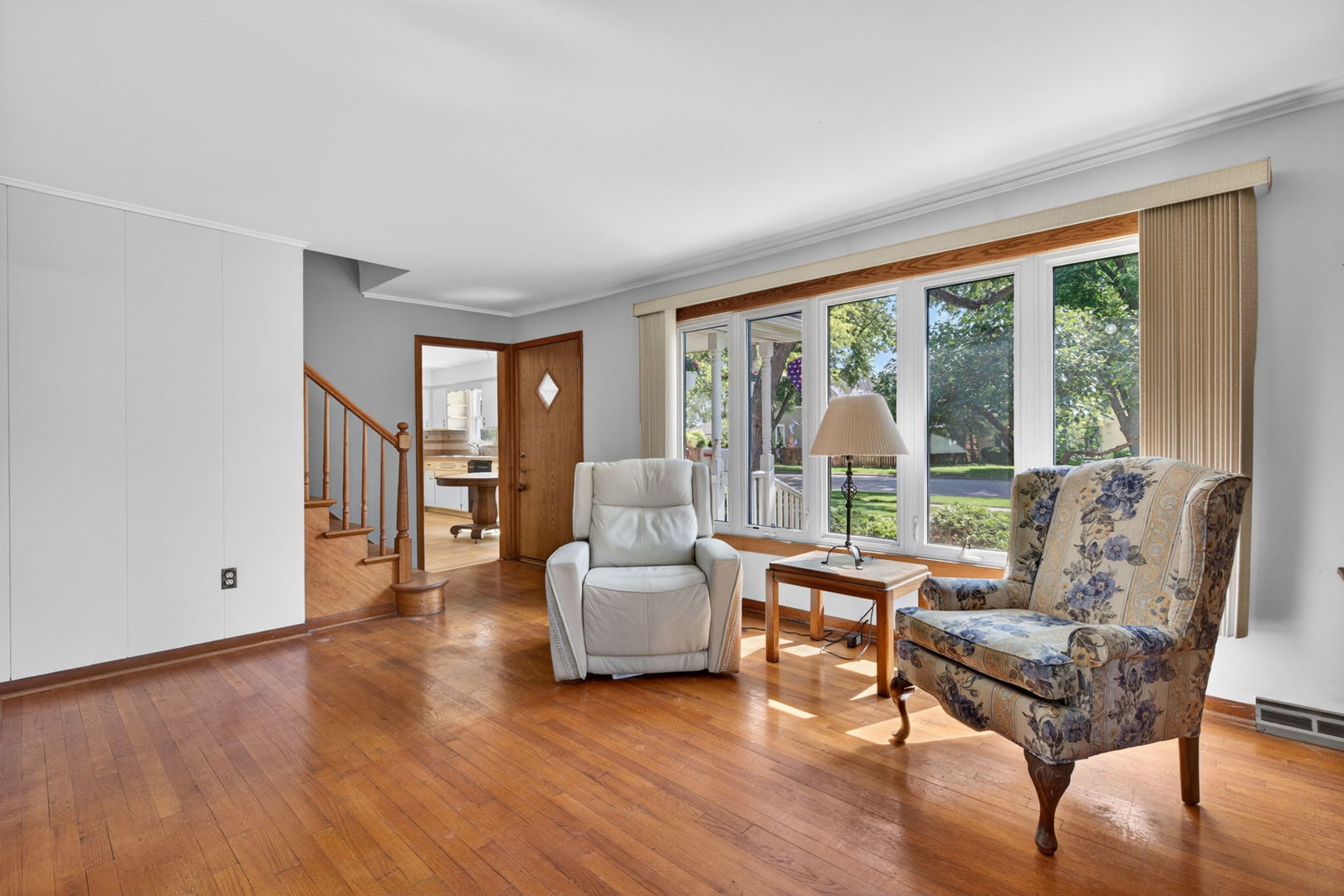 11006 Oxford Avenue, Chicago Ridge, IL 60415