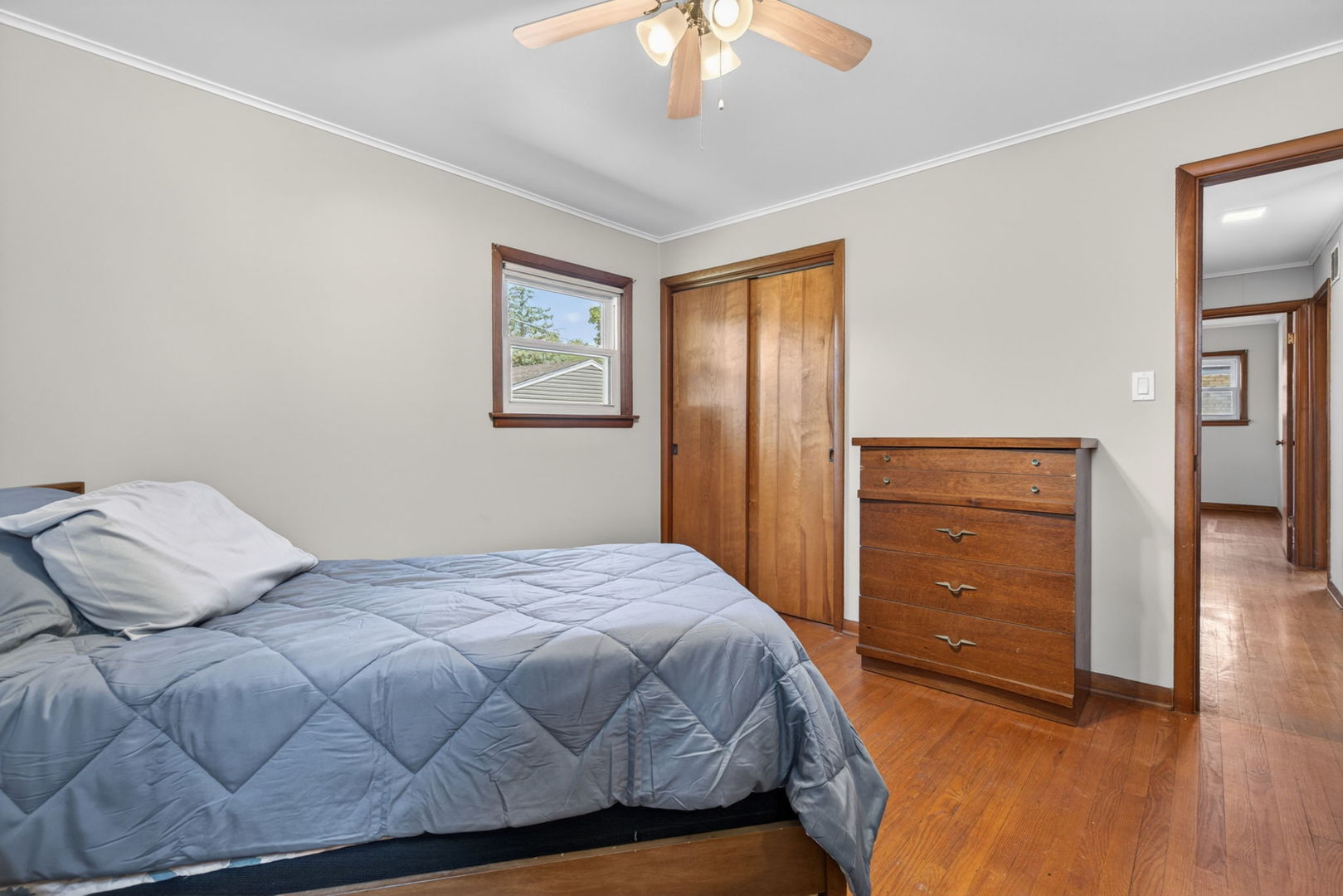 11006 Oxford Avenue, Chicago Ridge, IL 60415