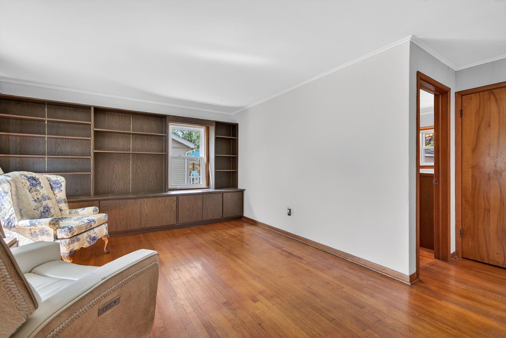 11006 Oxford Avenue, Chicago Ridge, IL 60415