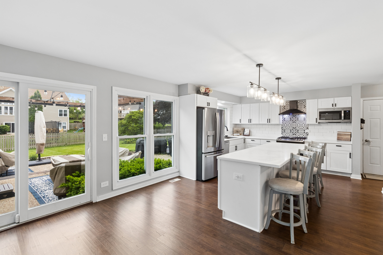 721 Ambria Drive, Mundelein, IL 60060
