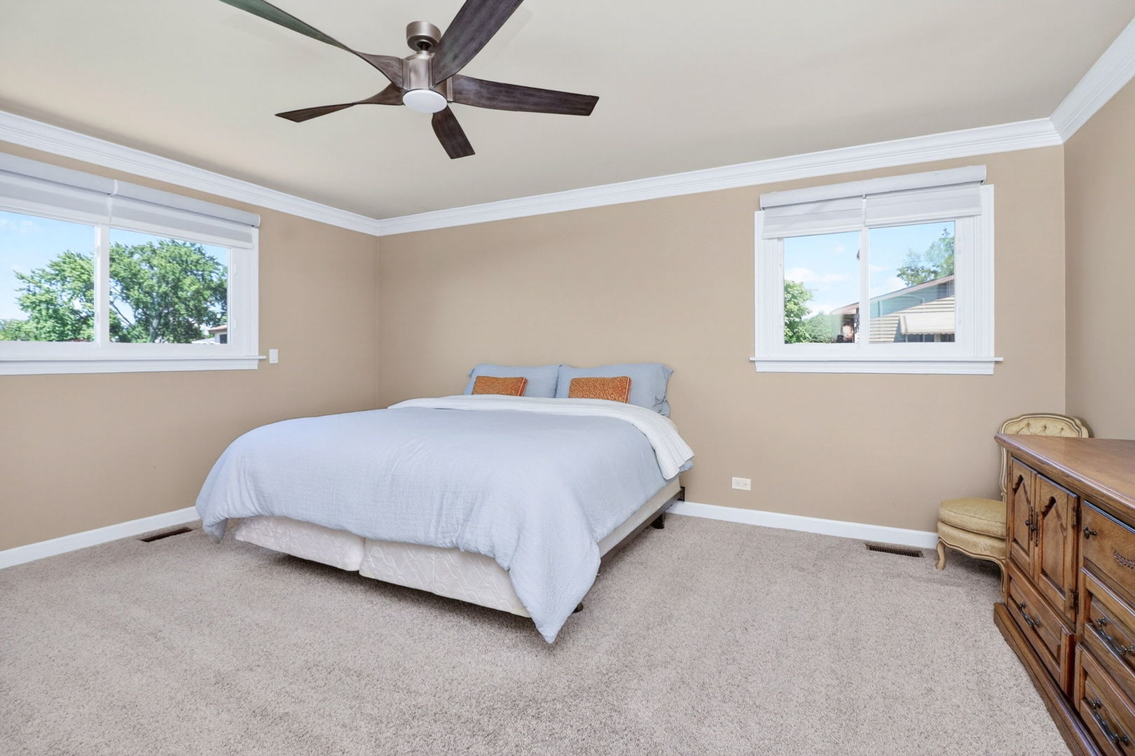 1110 VALLEY VIEW Drive, Downers Grove, IL 60516