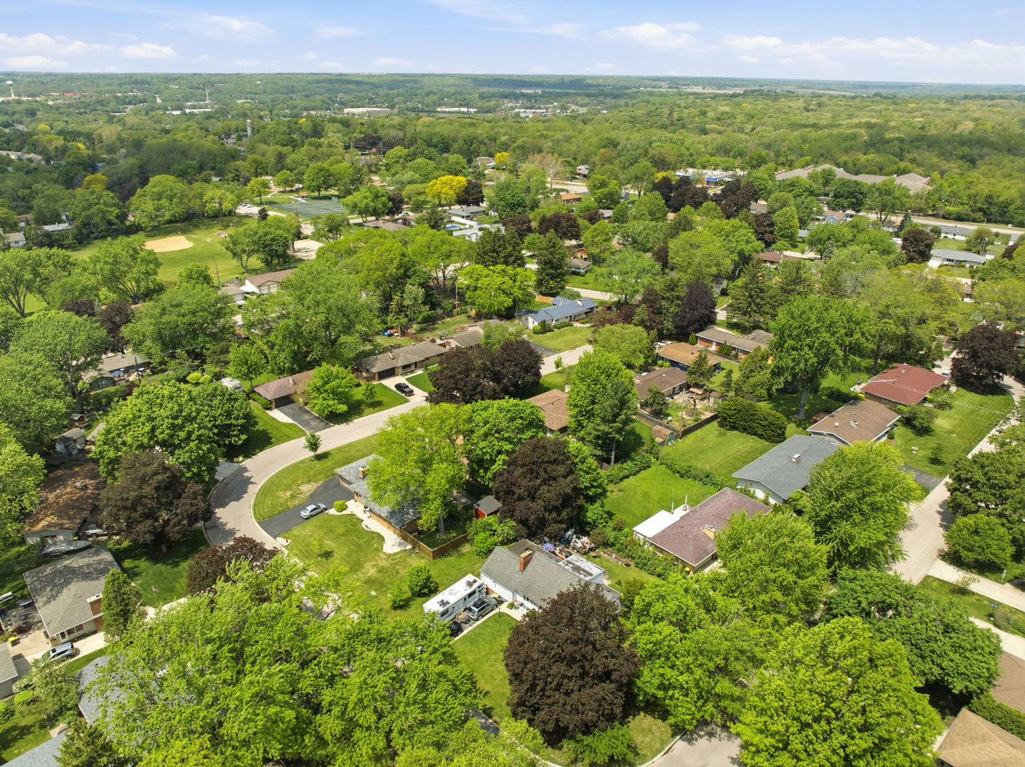 152 Crestwood Drive, East Dundee, IL 60118