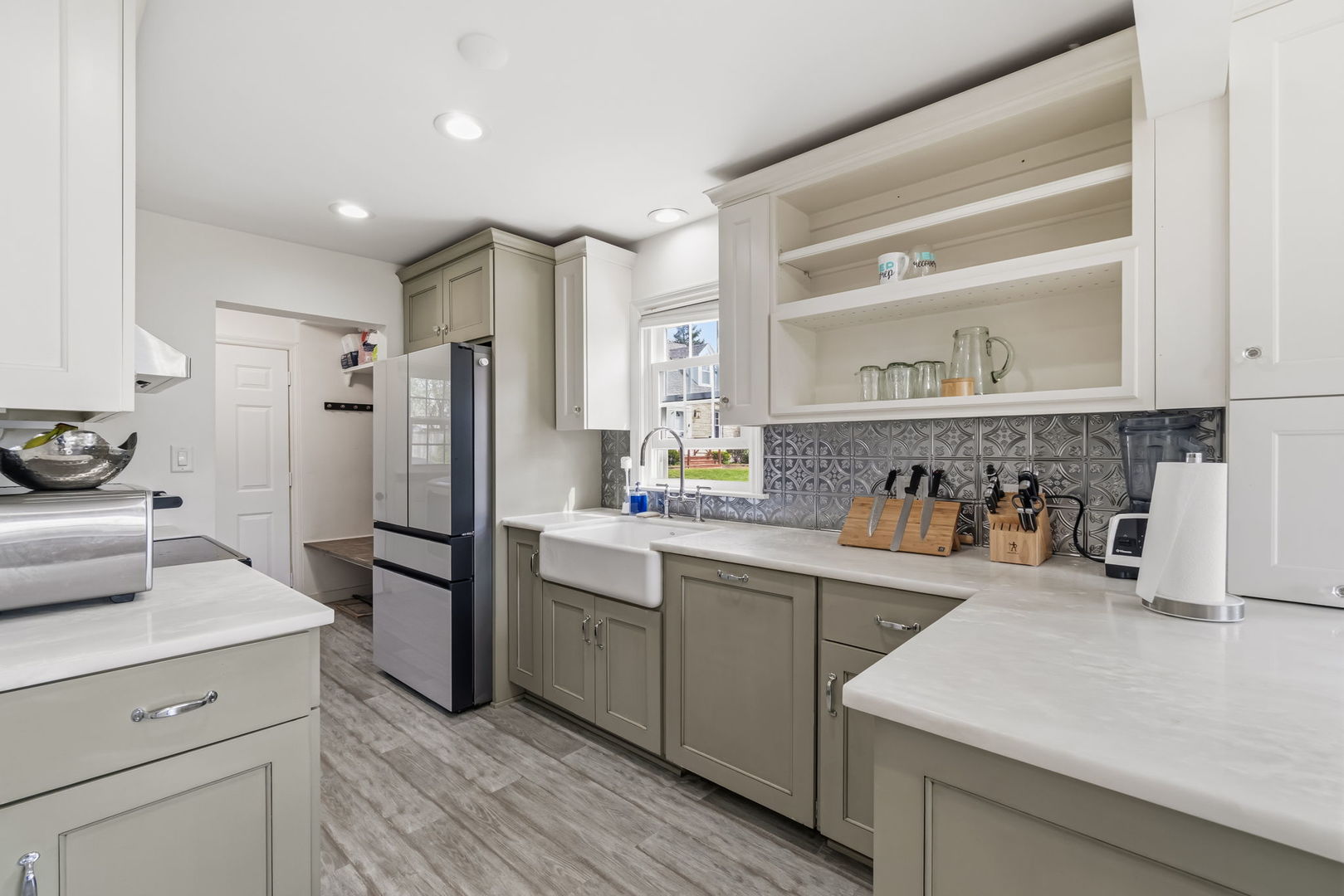 S611 Cedar Avenue, Elmhurst, IL 60126