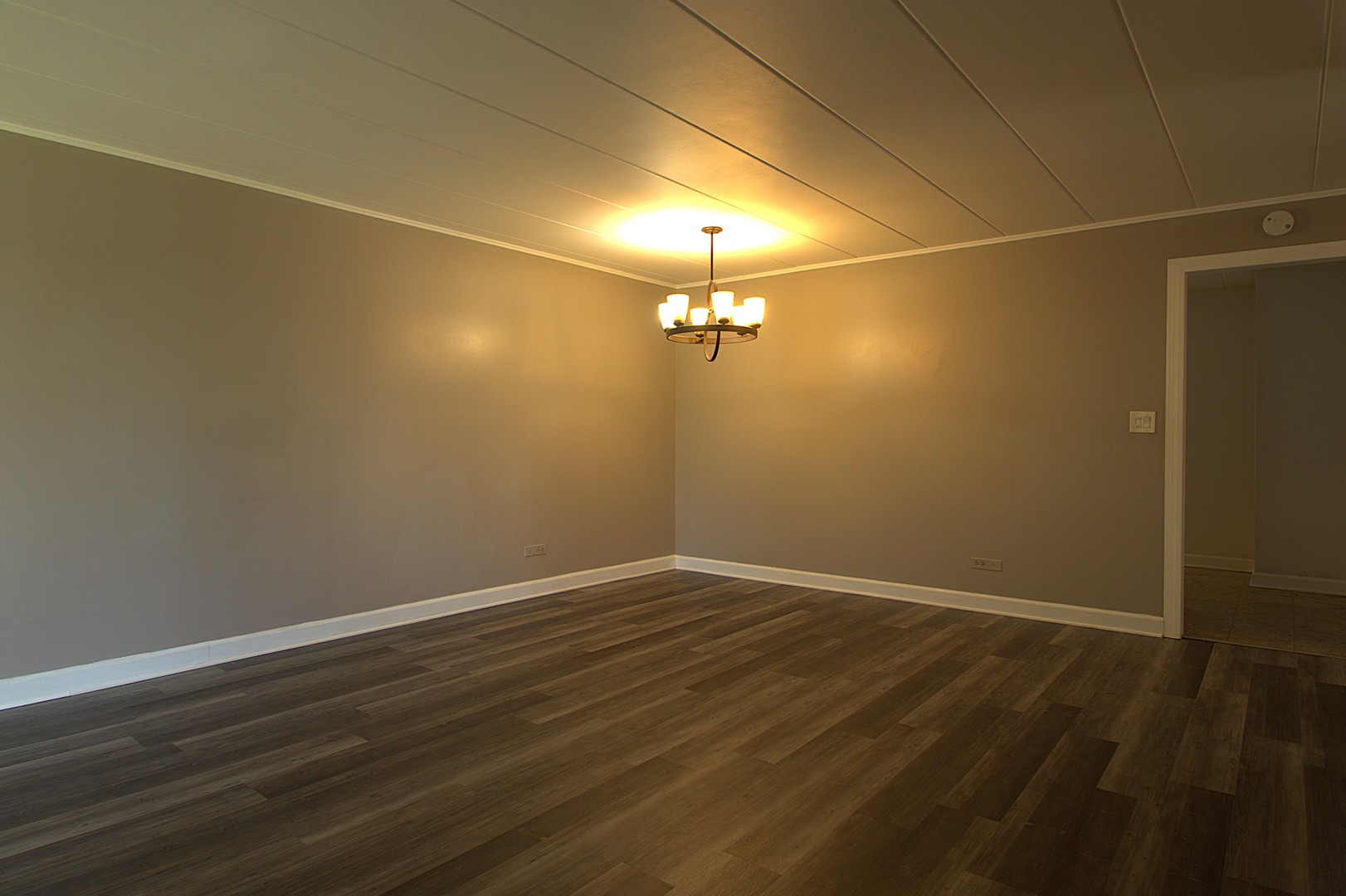 4755 W 101st Street #101, Oak Lawn, IL 60453