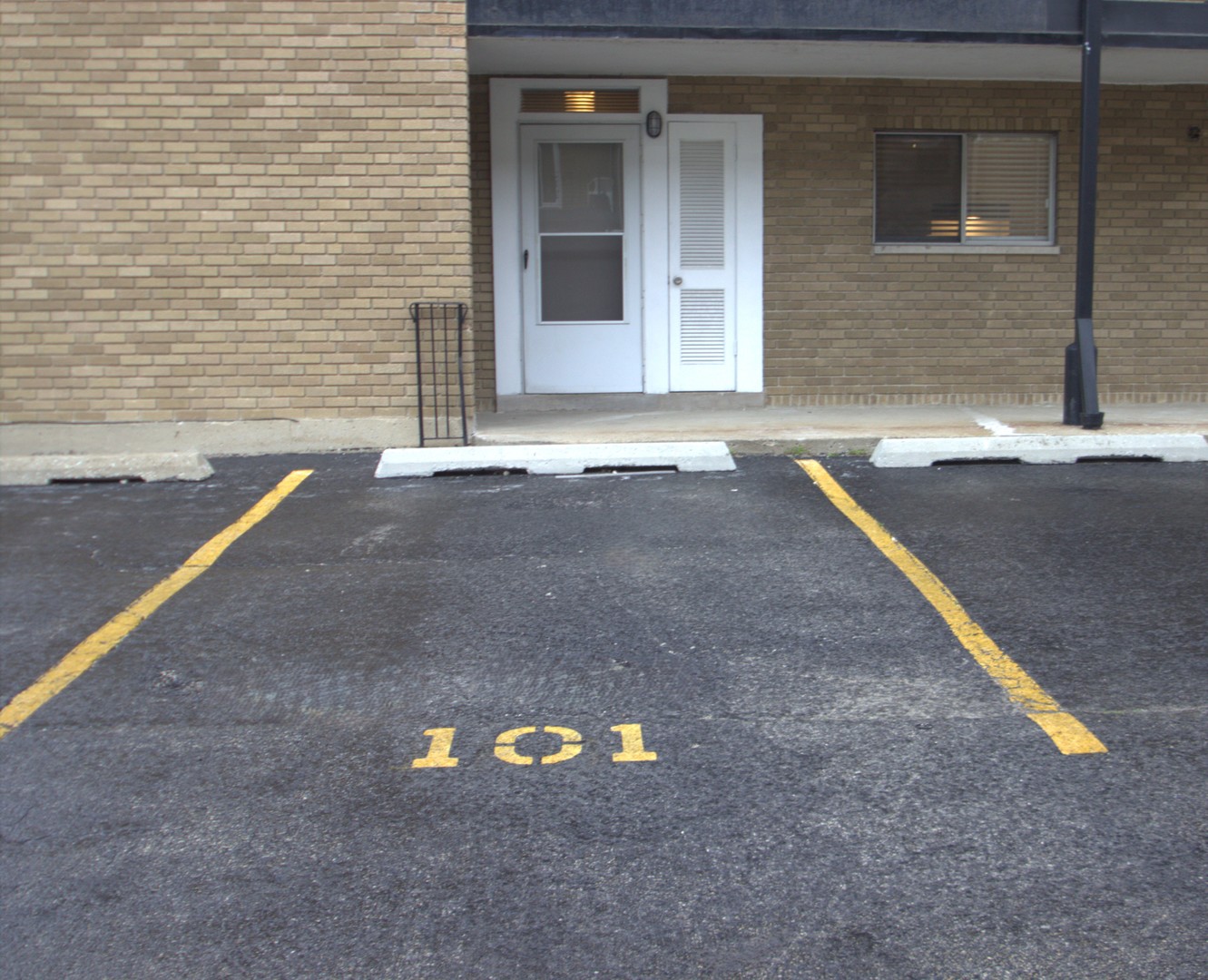 4755 W 101st Street #101, Oak Lawn, IL 60453