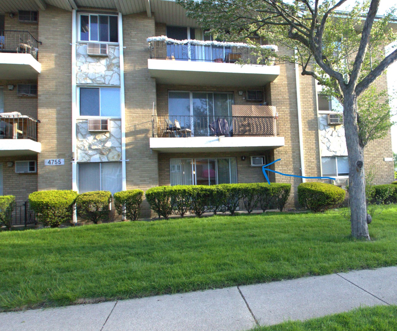 4755 W 101st Street #101, Oak Lawn, IL 60453