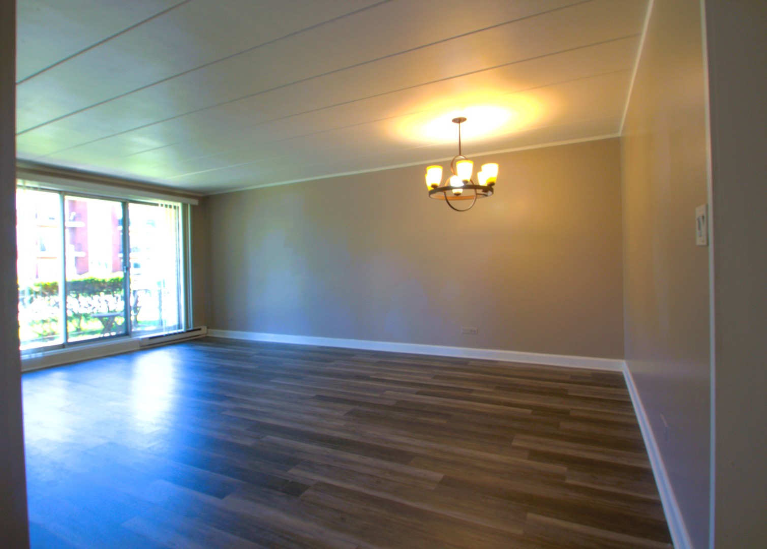 4755 W 101st Street #101, Oak Lawn, IL 60453