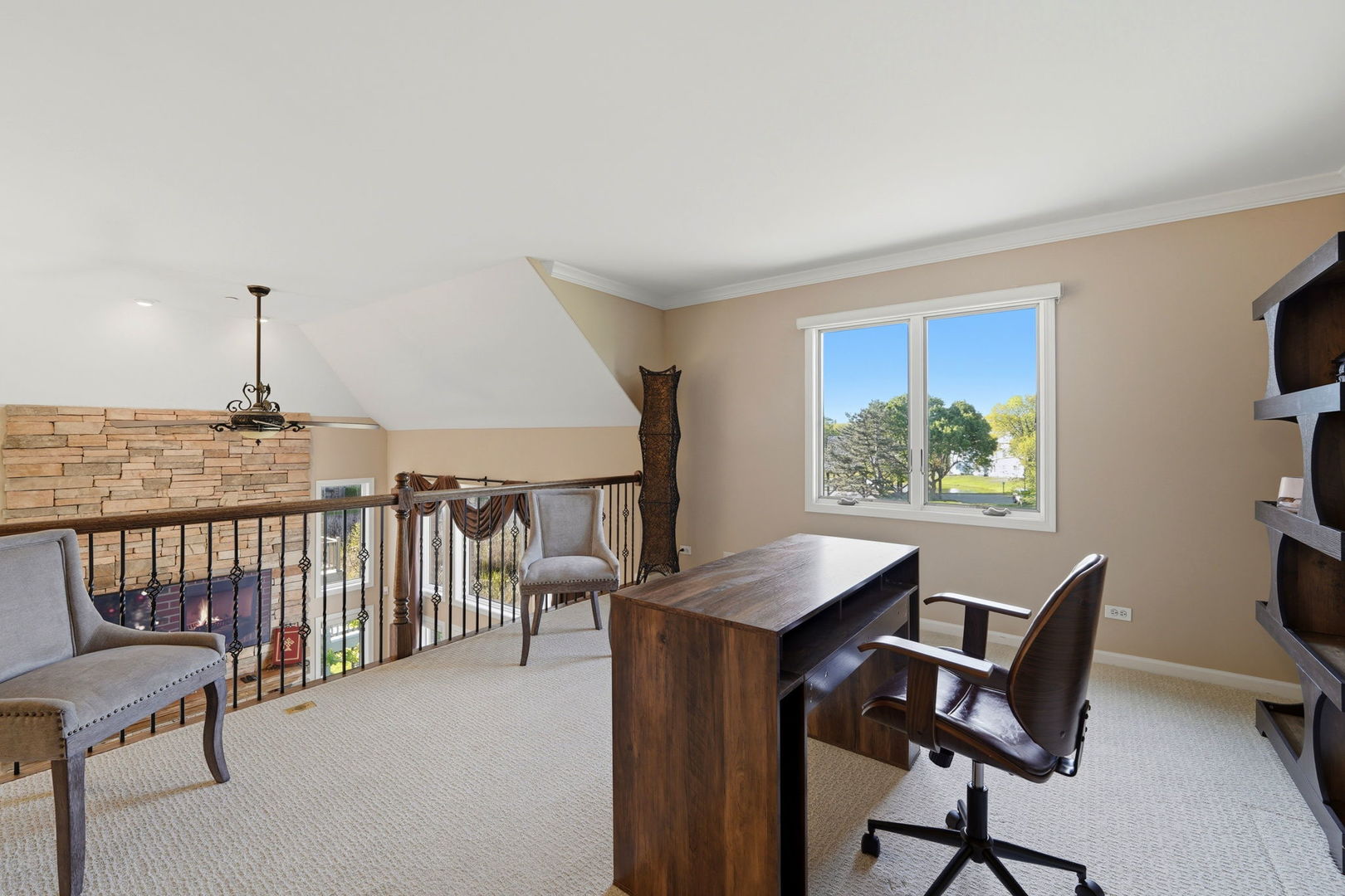 1406 W Rue Paris Place, Inverness, IL 60067