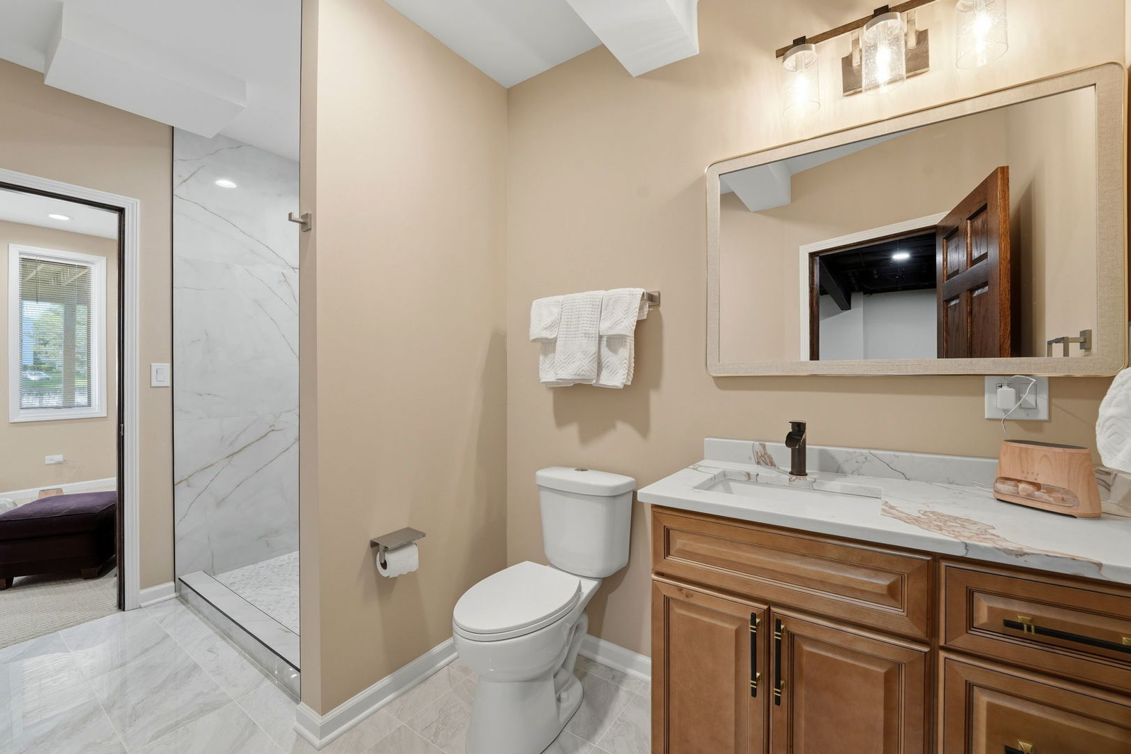 1406 W Rue Paris Place, Inverness, IL 60067